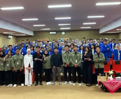 Muhamad Anik Bahas Wirausaha Masa Depan untuk Mahasiswa UDINUS Semarang