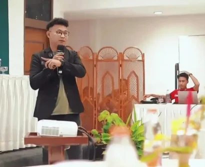 Narasumber Digital Marketing Salatiga – Muhamad Anik